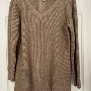 Cozy Evolution by Cyrus V-Neck Sweater - Tan